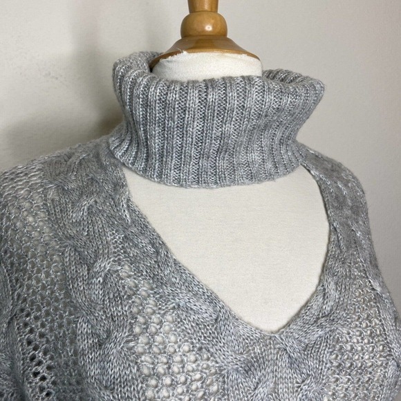 Hummingbird Cable Knit Cut Out Collar Turtle V-neck Combo Gray Sweater S - Picture 2 of 9